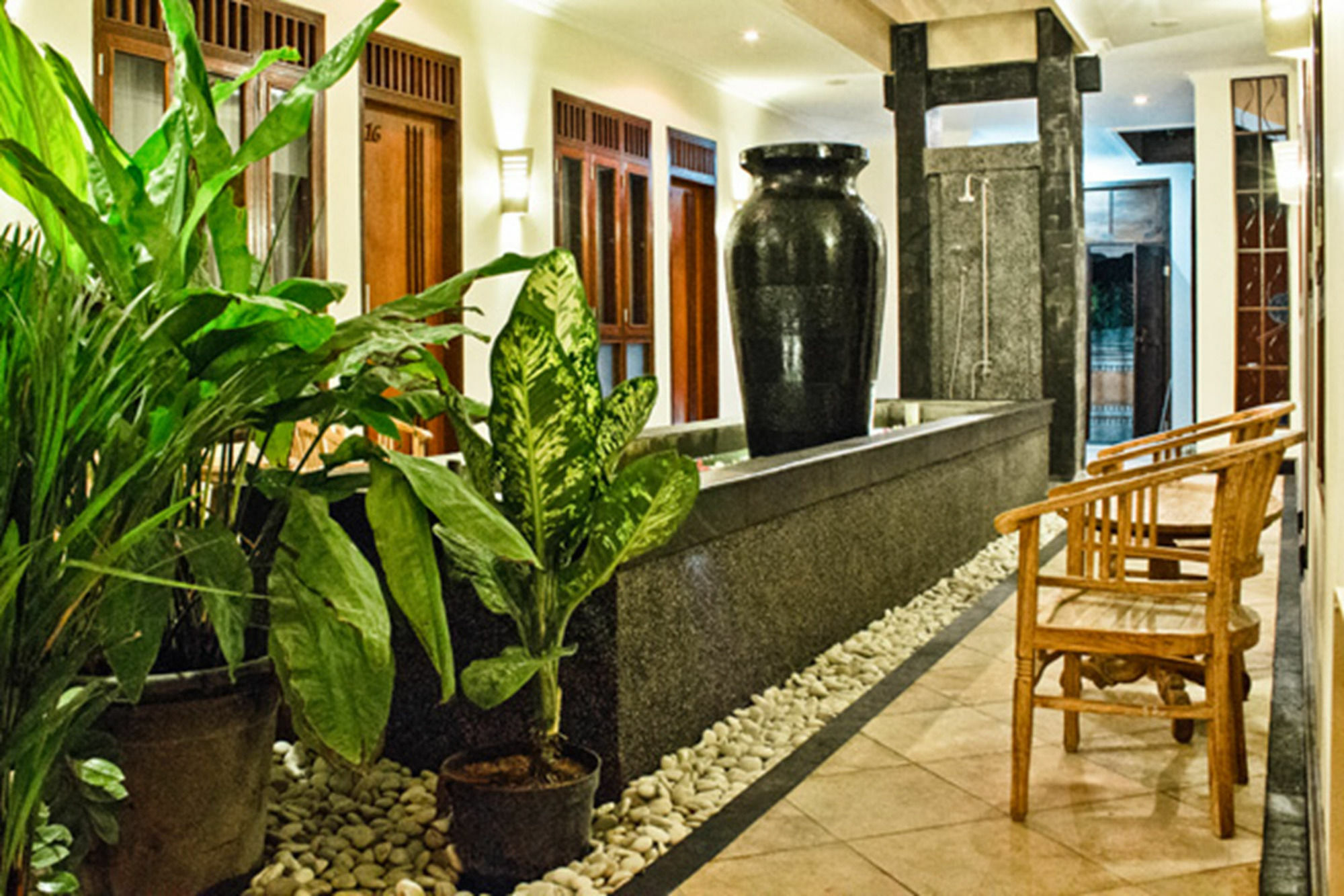Kuta Ecostay Exterior photo